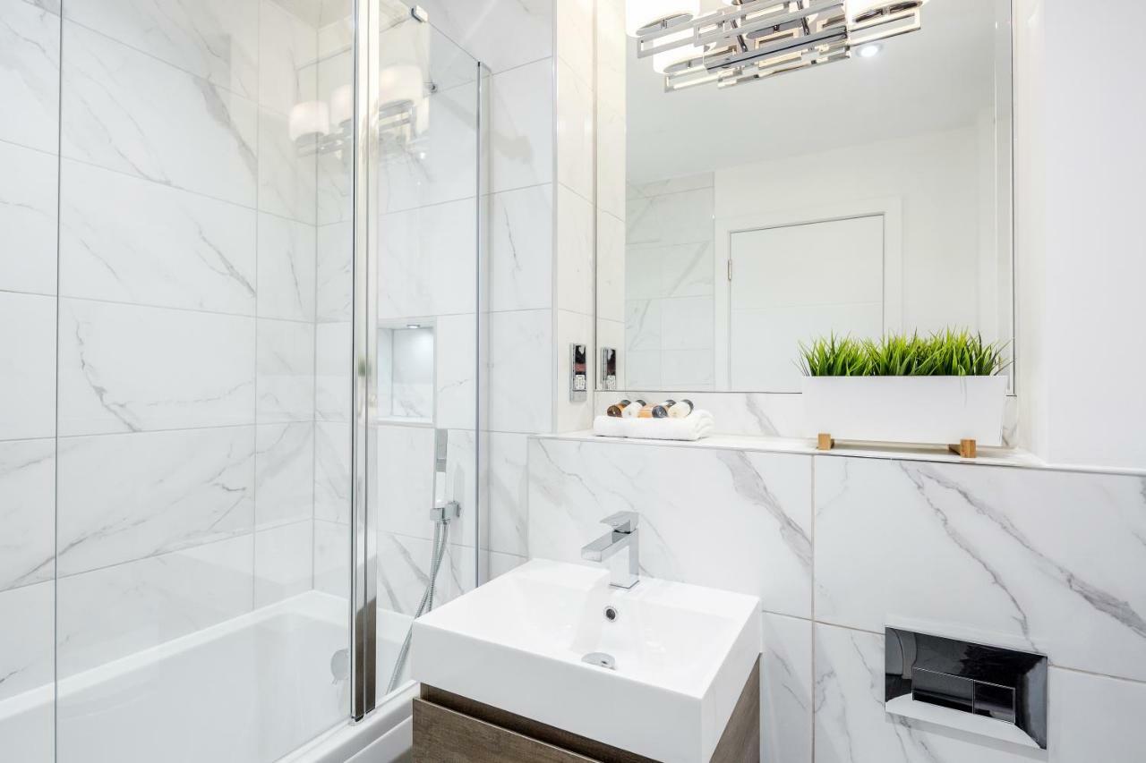 Roomspace Serviced - The Legacy Appartement